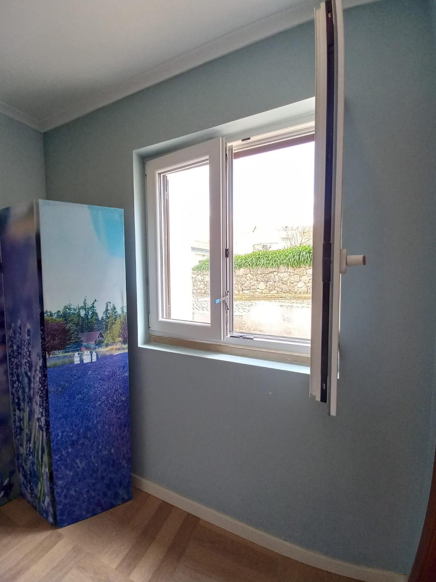 Casa Do Portao Azul - Salmonete Lägenhet Atouguia Da Baleia Exteriör bild