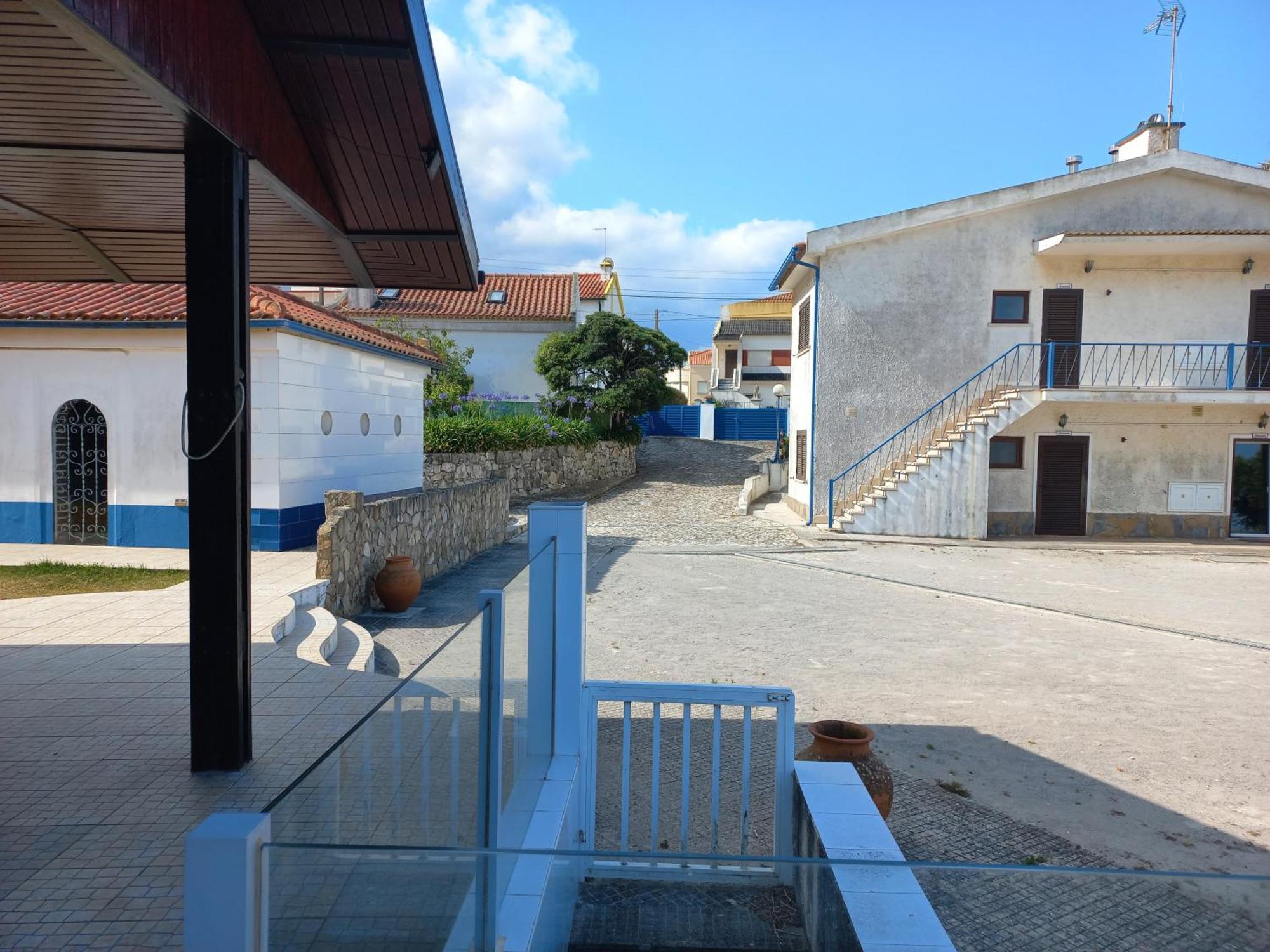 Casa Do Portao Azul - Salmonete Lägenhet Atouguia Da Baleia Exteriör bild